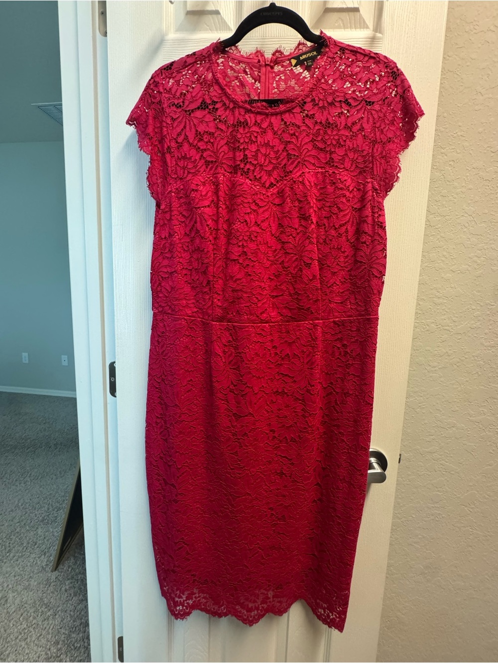 Miusol Fuchsia Red Lace Midi Dress